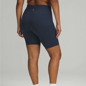 Lululemon Wunder Train High-Rise Short 8"